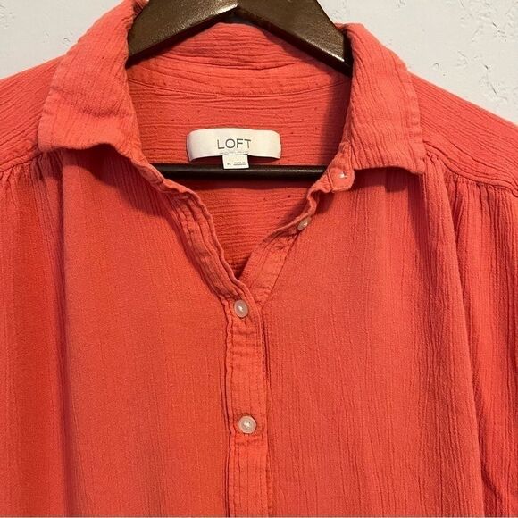 Women's Loft Coral Red Short Sleeve Collared Top - Picture 3 of 6